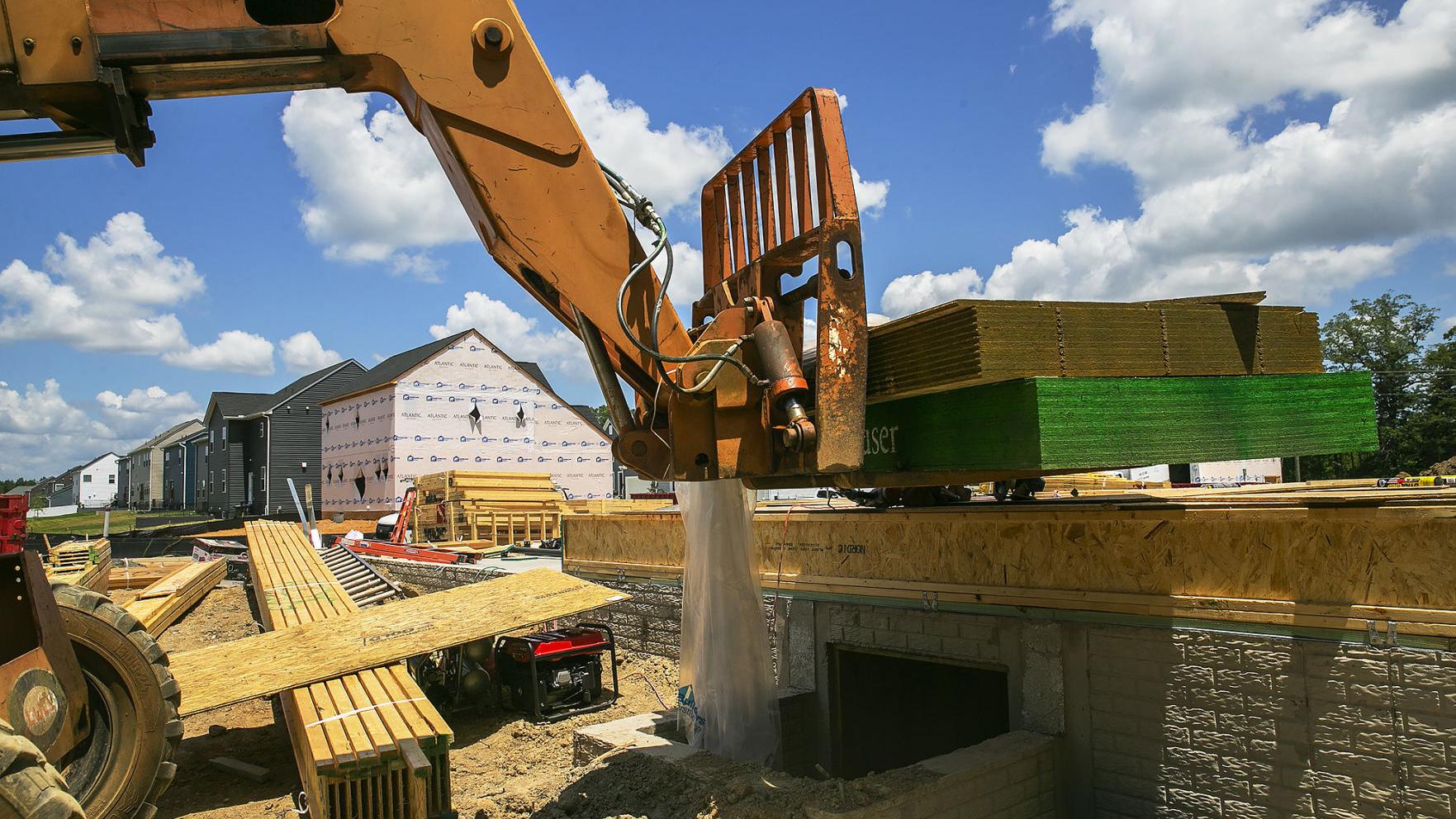 'Wild times': Fluctuating prices, drop in supply frustrate Fredericksburg-area homebuilders - Vimarsana News