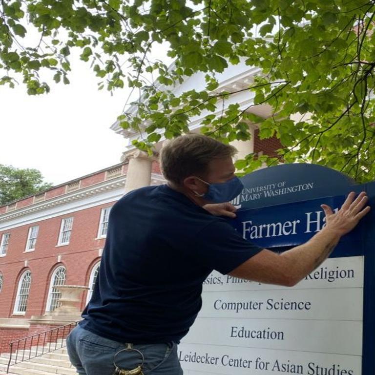 University Of Mary Washington Renames Trinkle Hall For Civil Rights Legend James Farmer Local News Fredericksburg Com