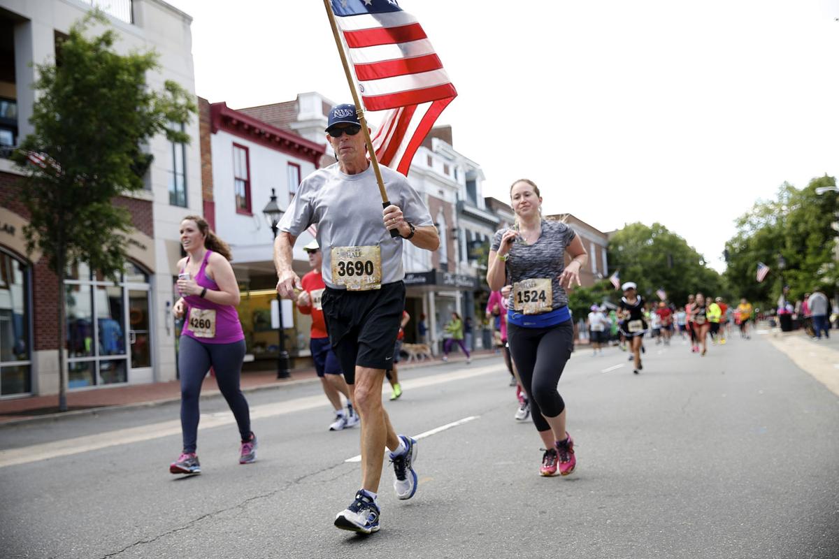 Thousands run in Marine Corps Historic Half marathon (with local