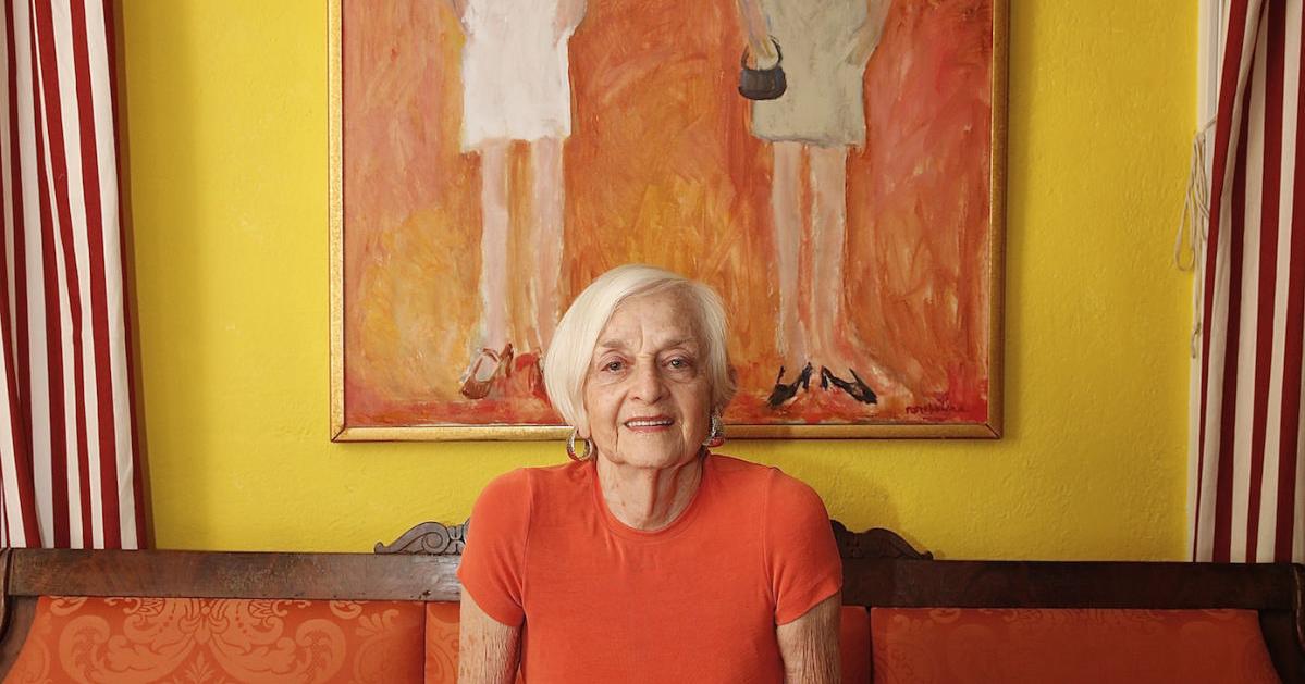 Artist Retta Dunn Lifetime of travel and learning inspires local artist Retta Robbins