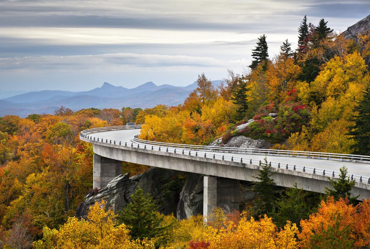 SCENIC DRIVES: Cruising through fall #39 s colorful splendor