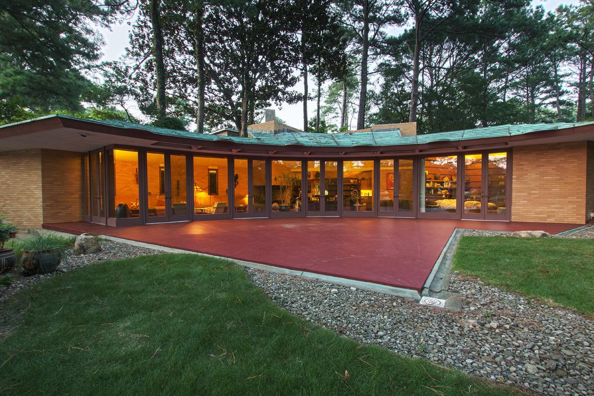 Frank Lloyd Wright home in Virginia Beach sells for 2.2M Featured