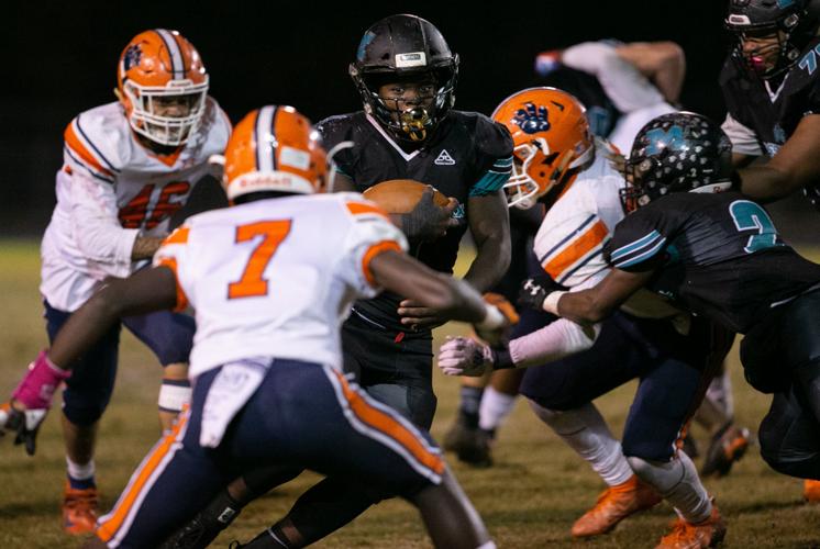 High school football Massaponax defense dominates North Stafford