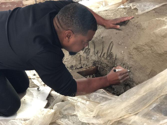 Kehinde Wiley signing Rumors