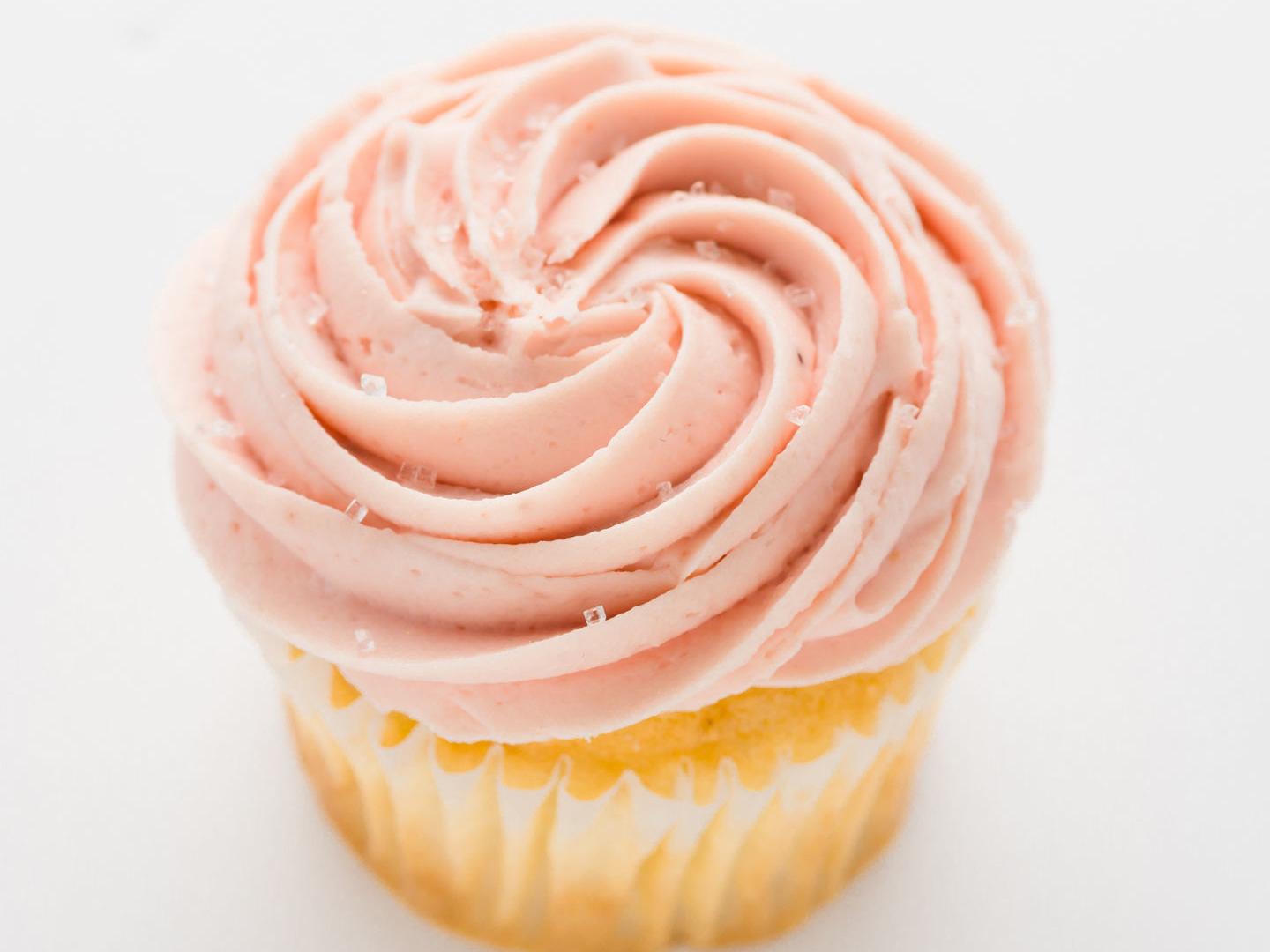 Why Fluffy Sweet And Nostalgic American Buttercream Is Better Than Its Fancier Friends Lifestyles Fredericksburg Com