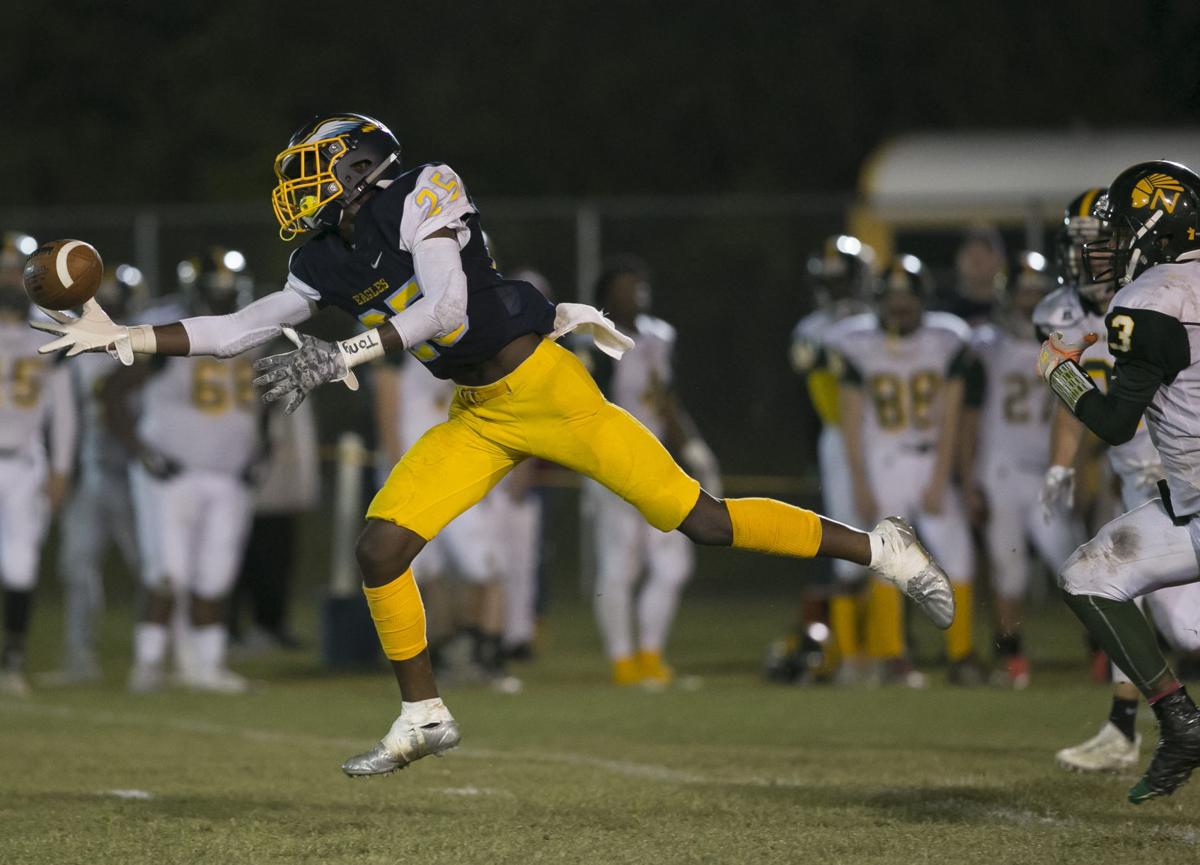 Photos W L Football Falls To Northumberland Featured
