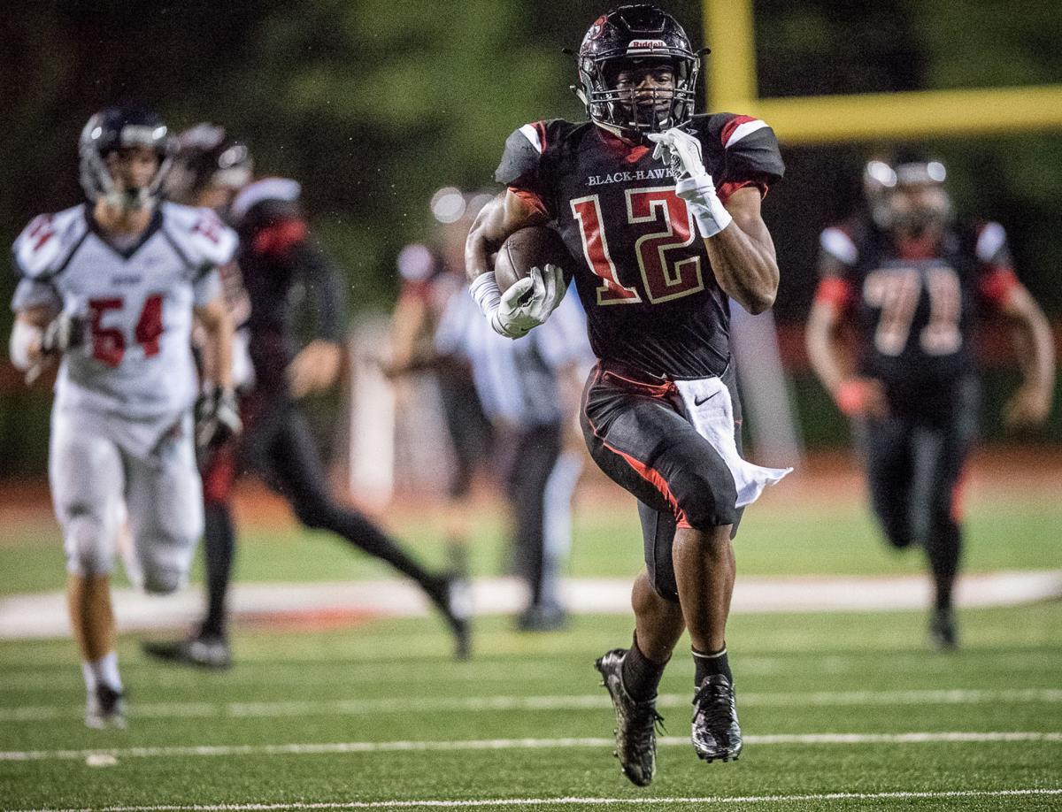 High School Football Drew Doesn T Let Patriot Settle Into Game