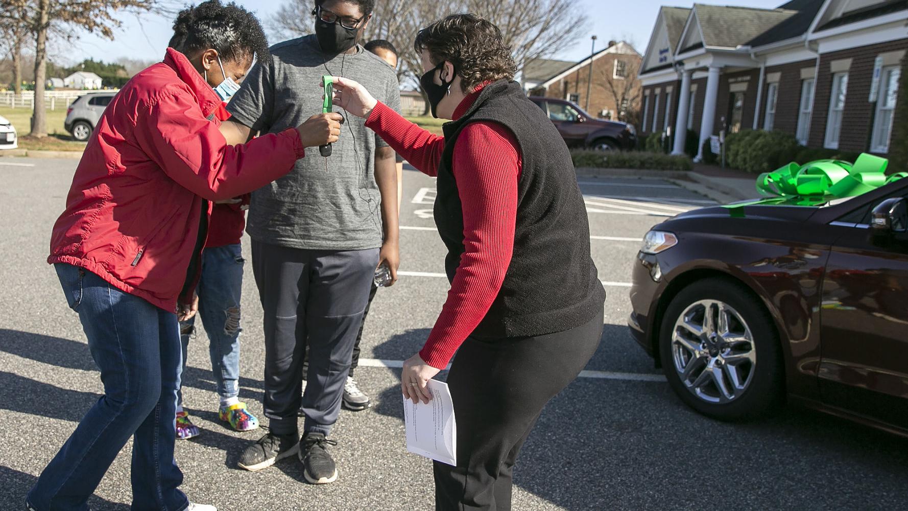 Caroline woman who helps others gets a hand herself, and a car - Vimarsana News