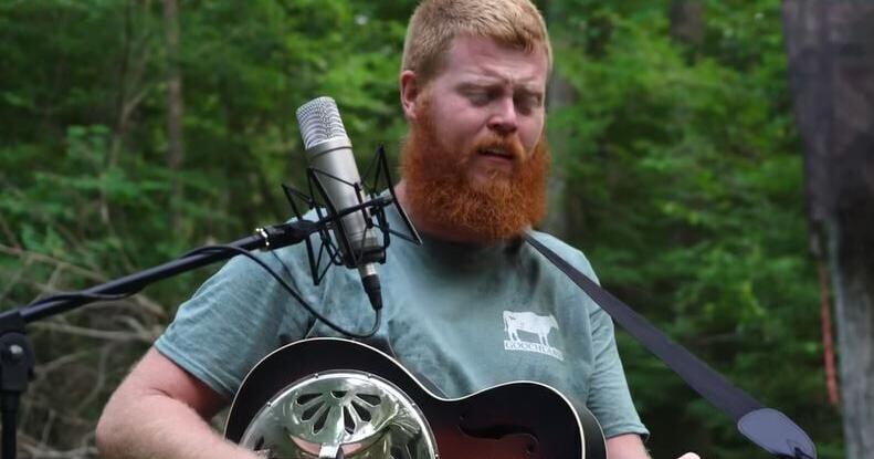 'Rich Men North of Richmond' goes viral for VA singer - Vimarsana News
