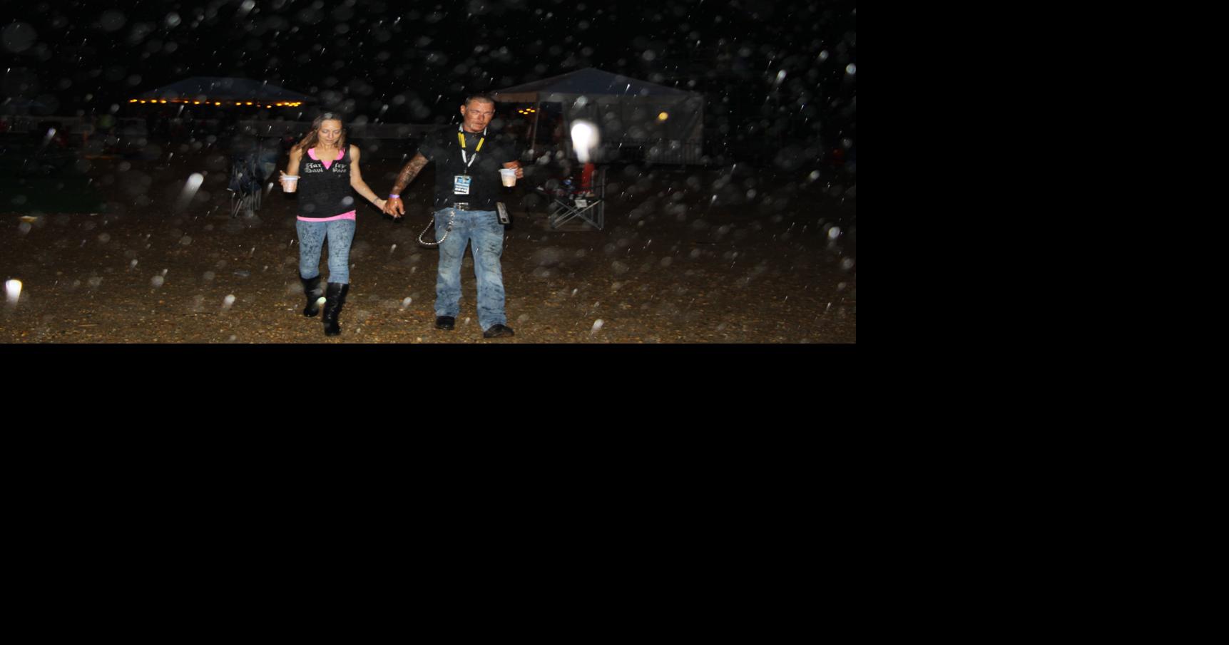 CONCERT Montgomery Gentry gets rained out