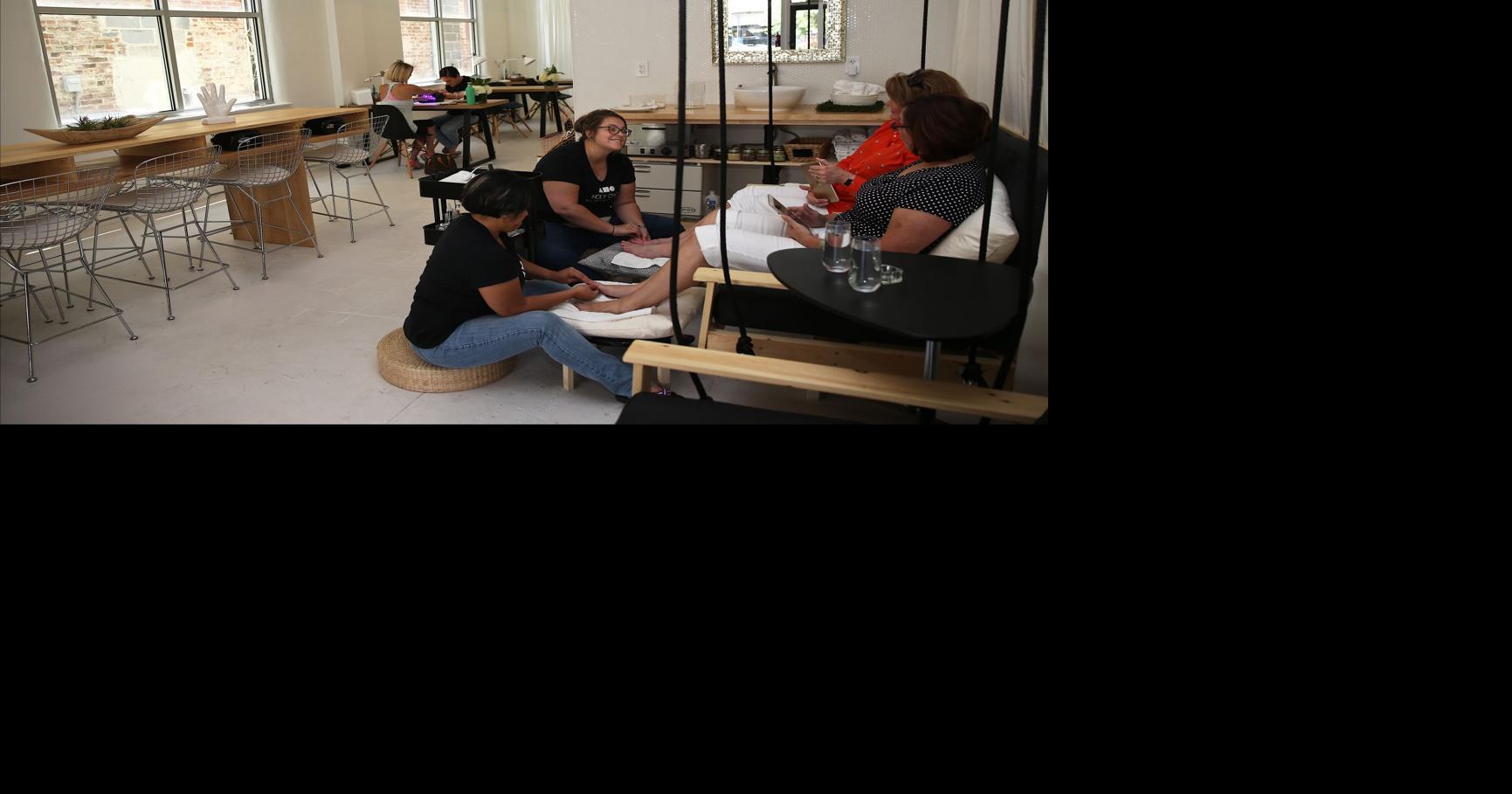 Downtown Fredericksburg nail salon closing