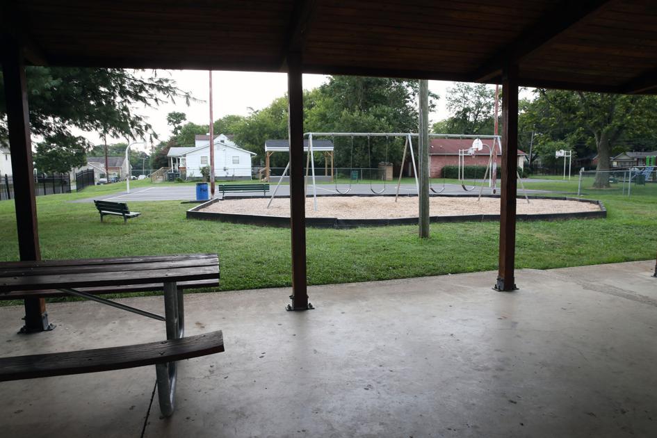 Fredericksburg police still seeking suspect in Mayfield shooting