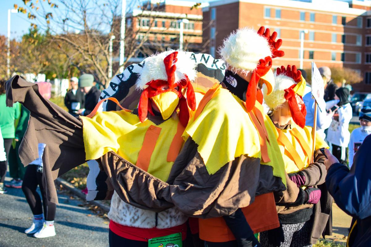 Thousands turn out for Fredericksburg's 26th annual Turkey Trot