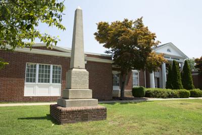 Residents again ask King George to move Confederate monument
