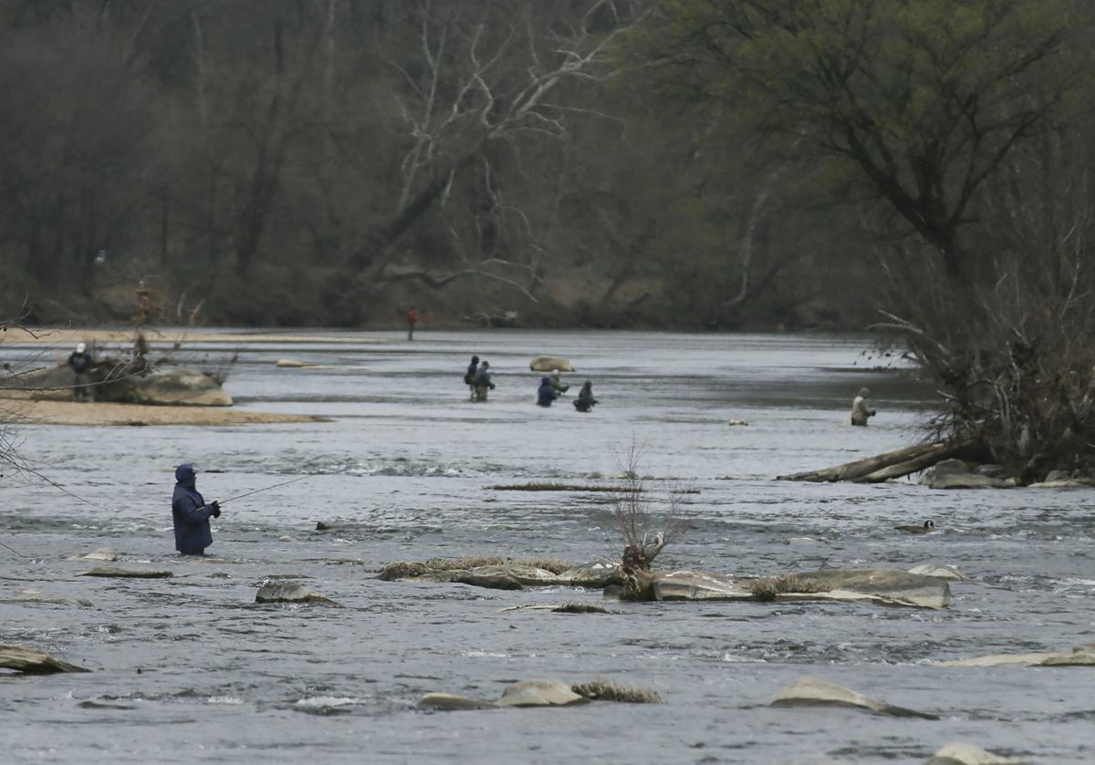 Anglers try their luck on the Rappahannock despite unseasonably cold weather | Local