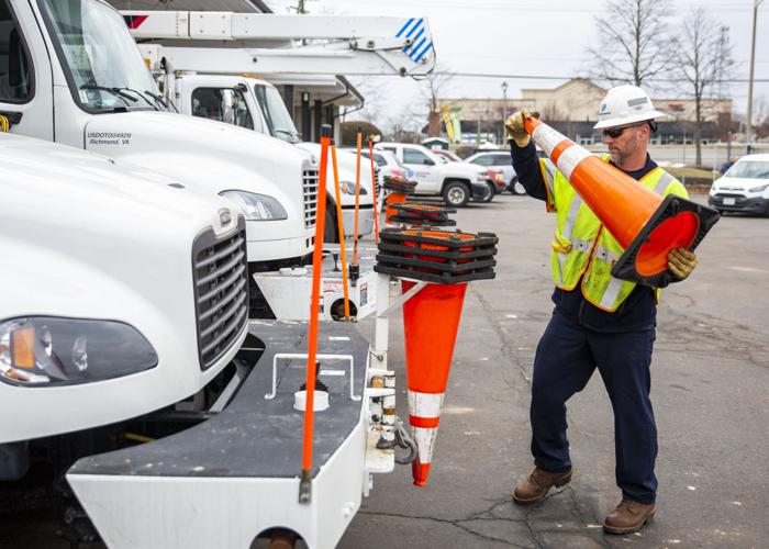 Power company crews prepare for wet windy winter storm Sunday Power company crews prepare for wet windy winter storm Sunday