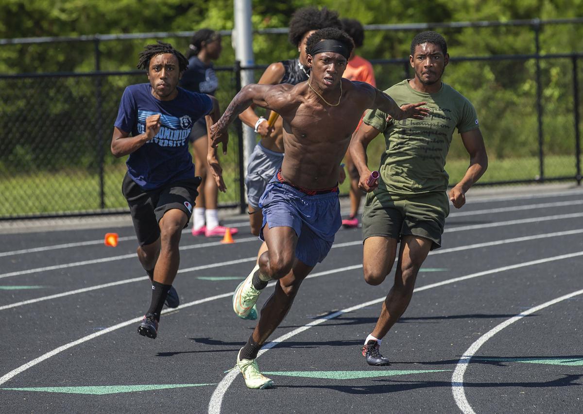 Colonial 4x100 relay team eyes repeat state title