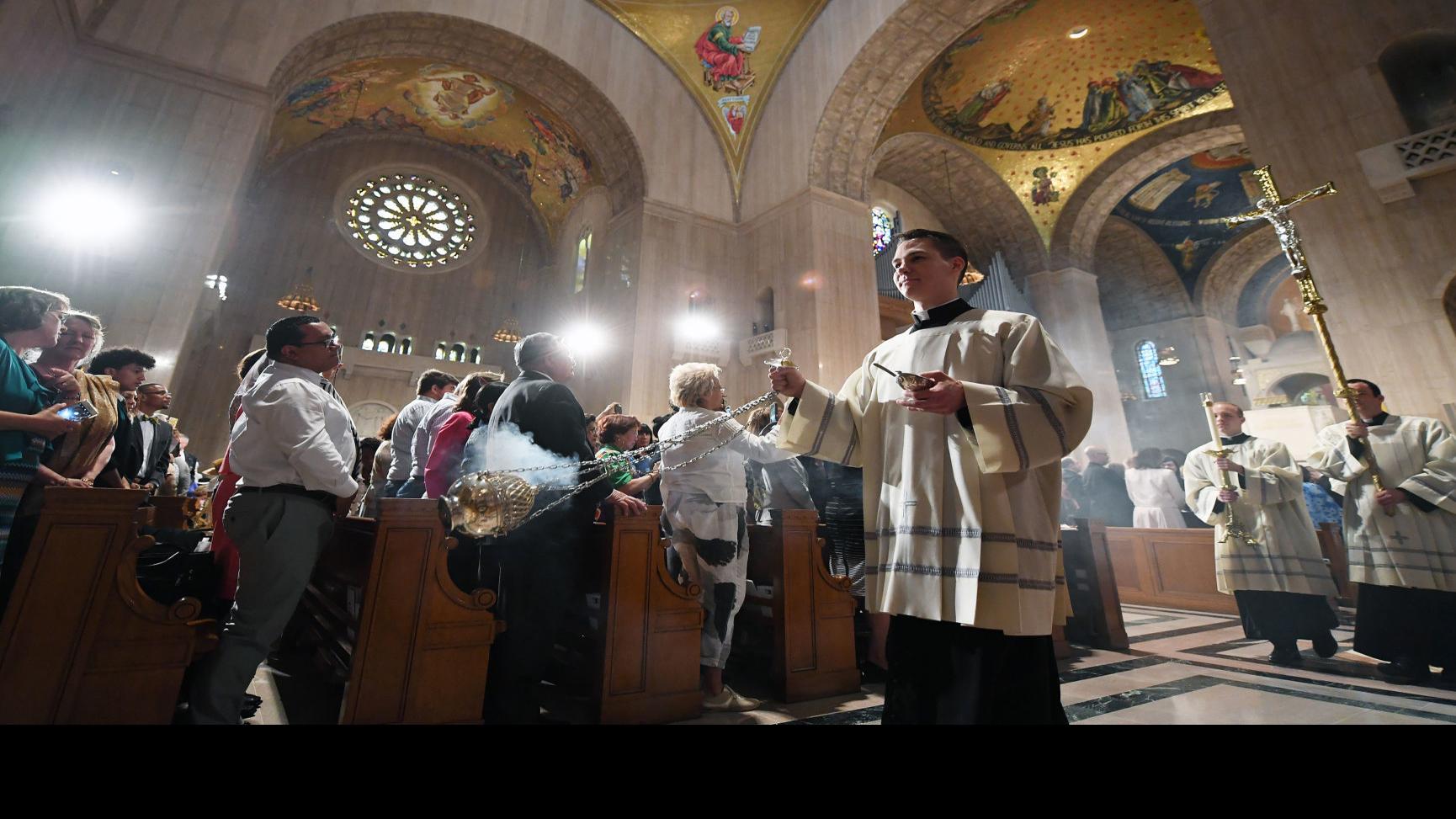 wilton gregory installed as archbishop
