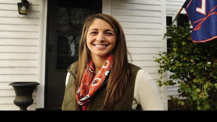 Student Abuzz With Altruism Localcolumns Fredericksburg Com