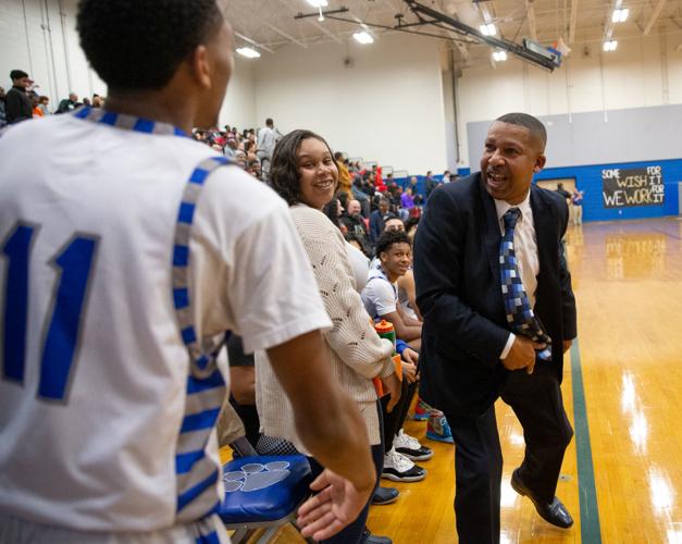 Region 4B boys basketball semifinal Courtland defeats Huguenot