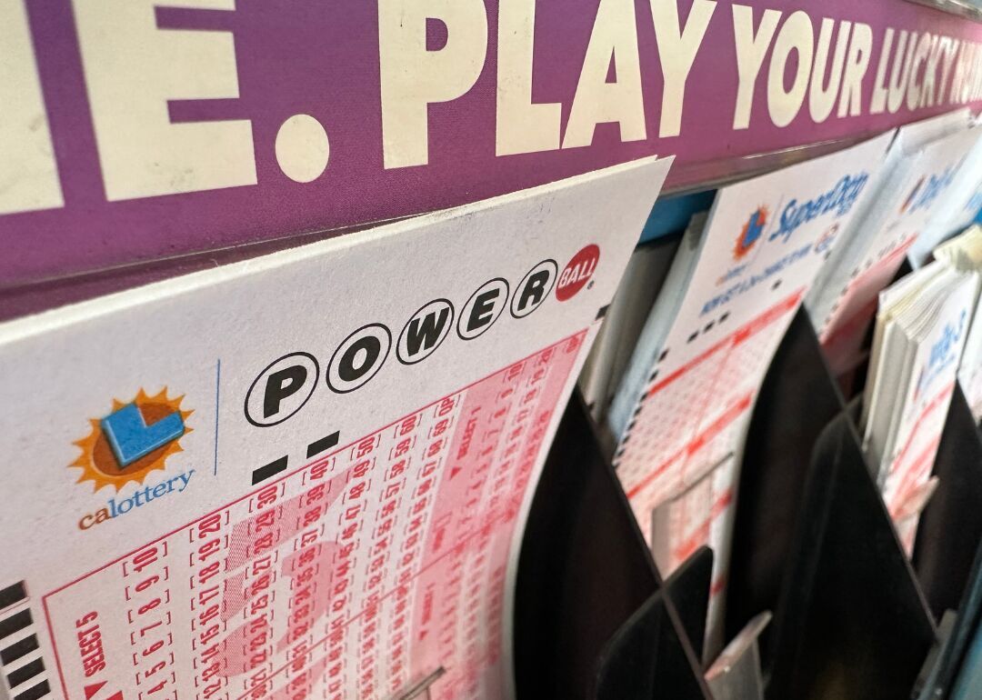 Powerball jackpot hits $1.4B, could soon surpass record