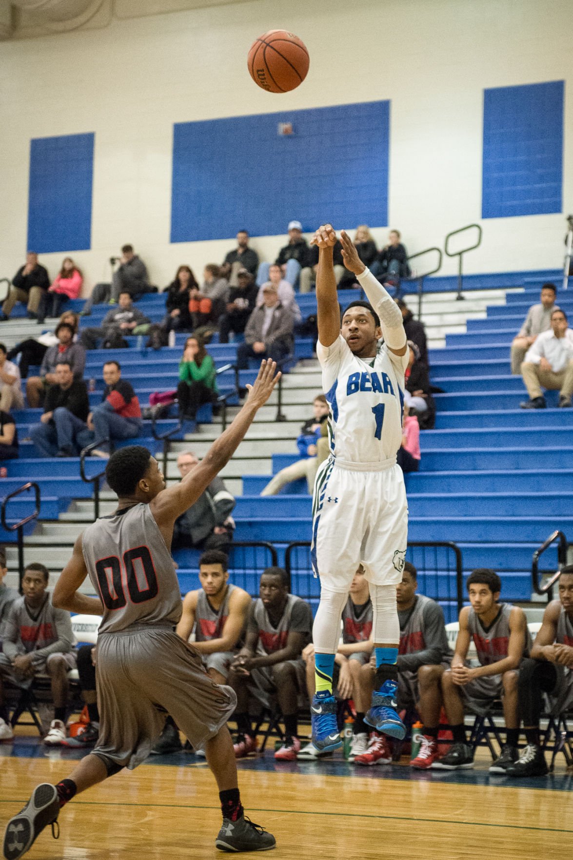 High school boys basketball Riverbend fights off Brooke Point FLS