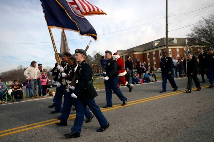 SPOTSYLVANIA CHRISTMAS PARADE >> What a difference a week makes!