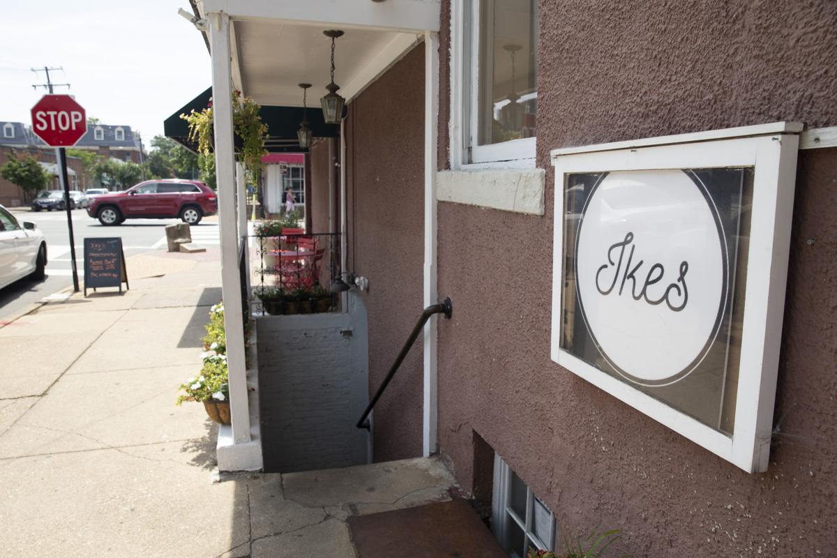 Ike’s Sandwich Shop Shouts ‘Summer’ Weekender