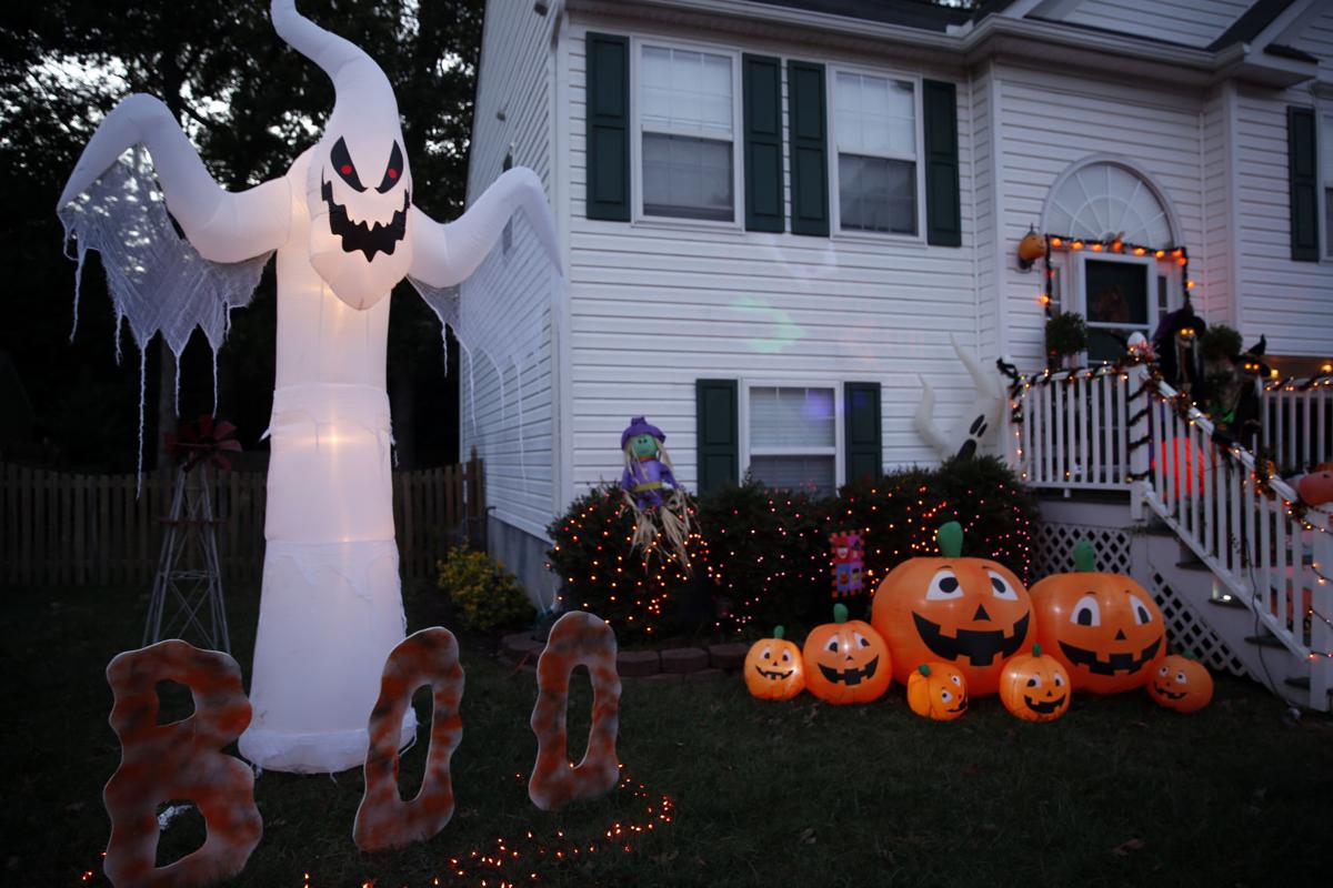 A Call For Extreme Halloween Decorators Who Deserve To Be Recognized Local News Fredericksburg Com