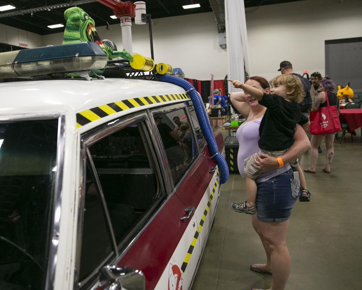 Superhero fans flock to Fredericksburg Comic and Toy Show Local News