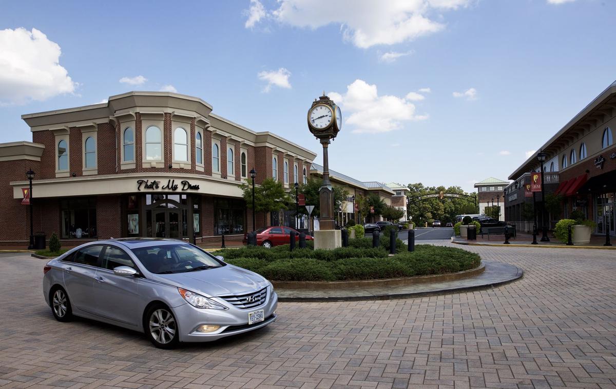 Spotsy mall getting new signs Business