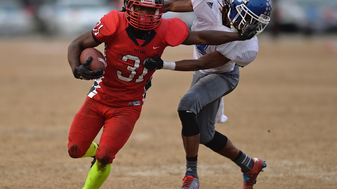 High School Football Lake Taylor Defeats Courtland In State