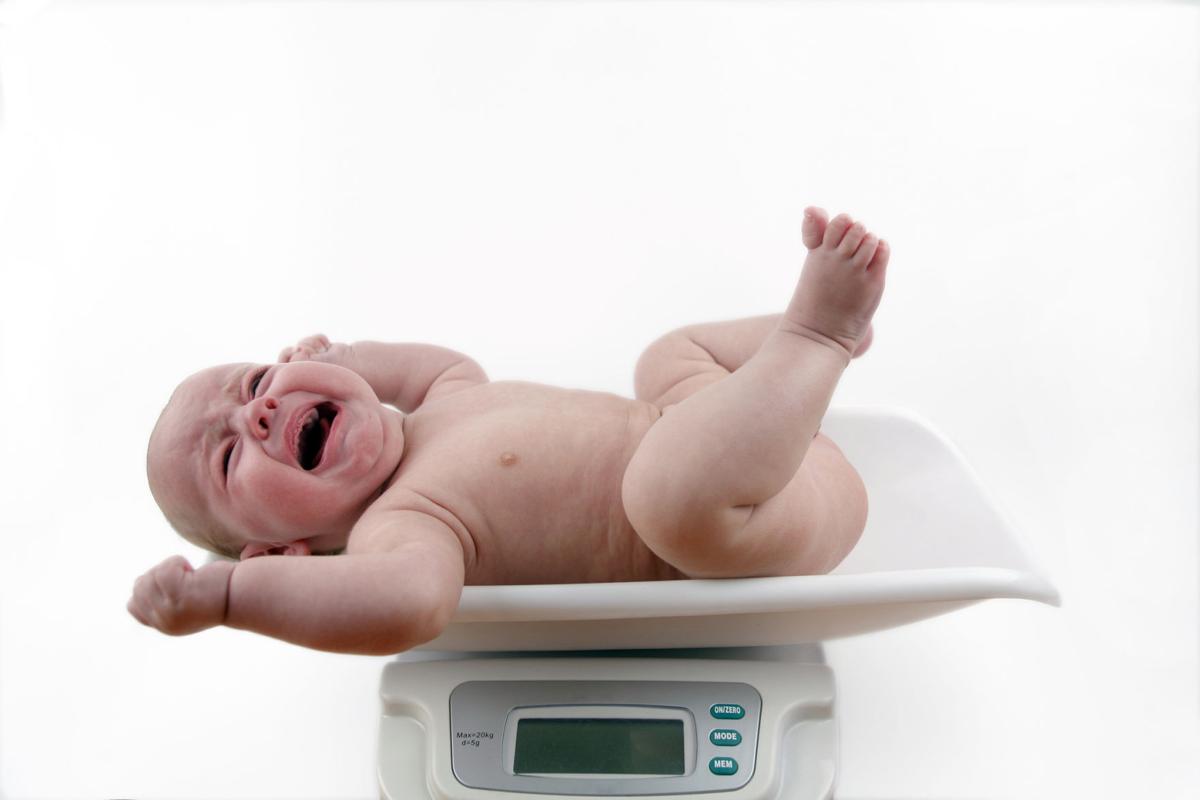 newborn baby weight