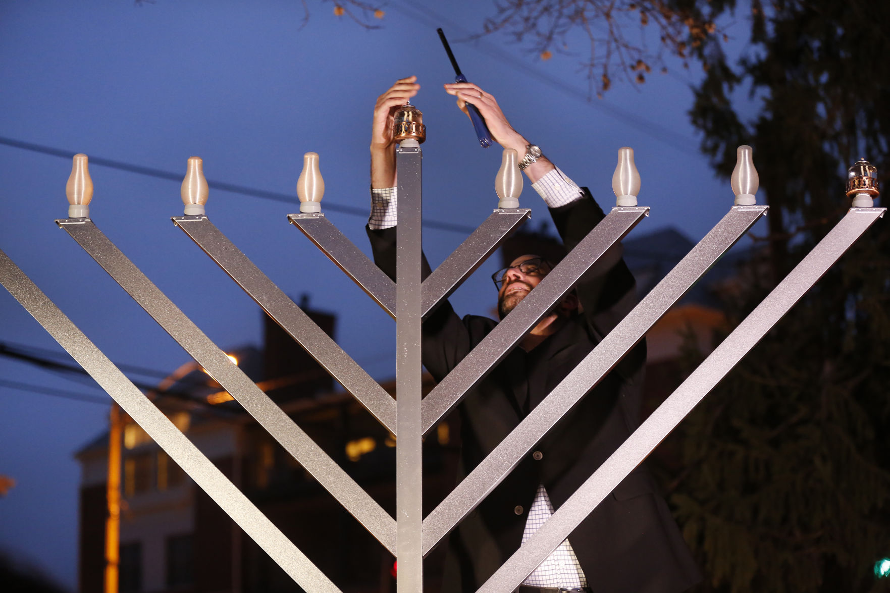 light my menorah