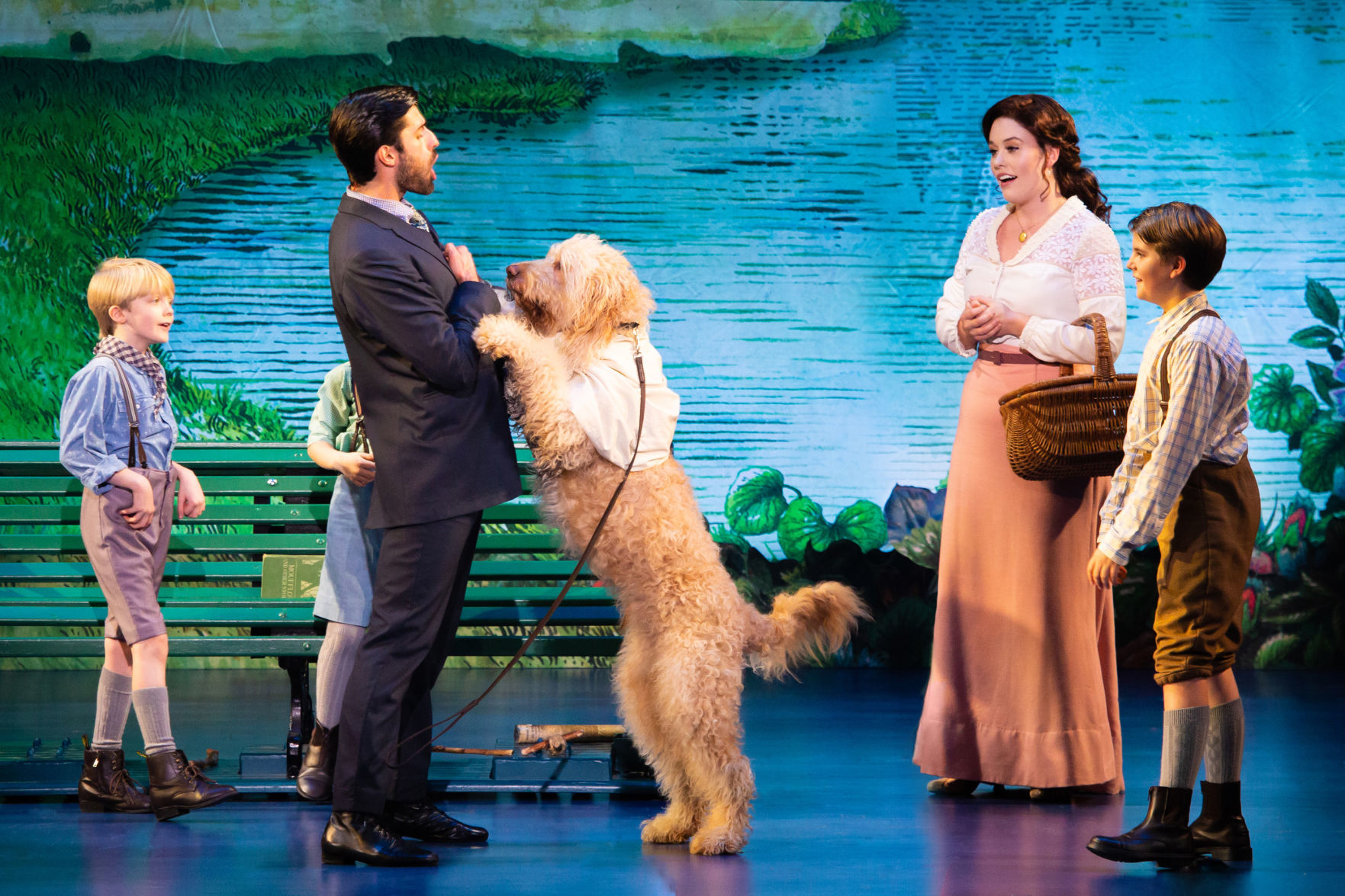 finding neverland dog
