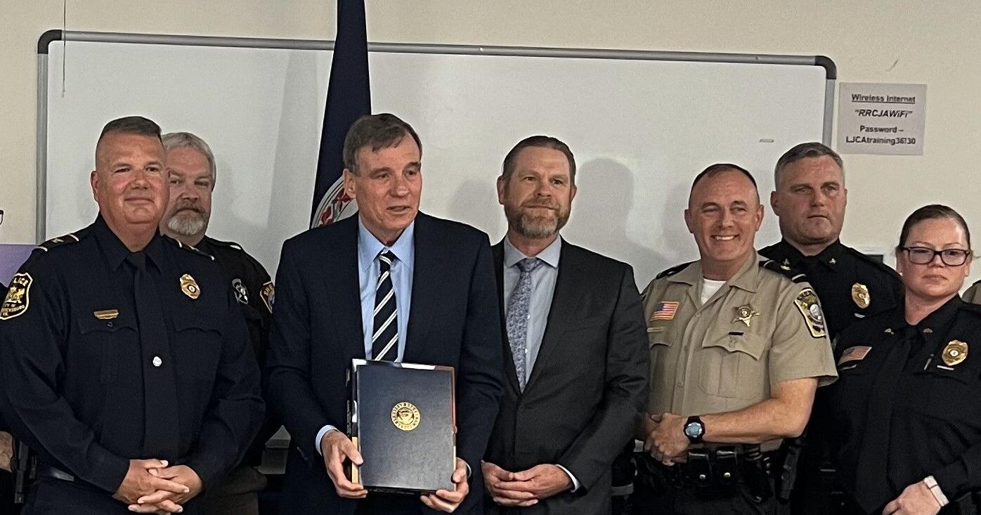 Senator vows support for mental health training for police - Vimarsana News