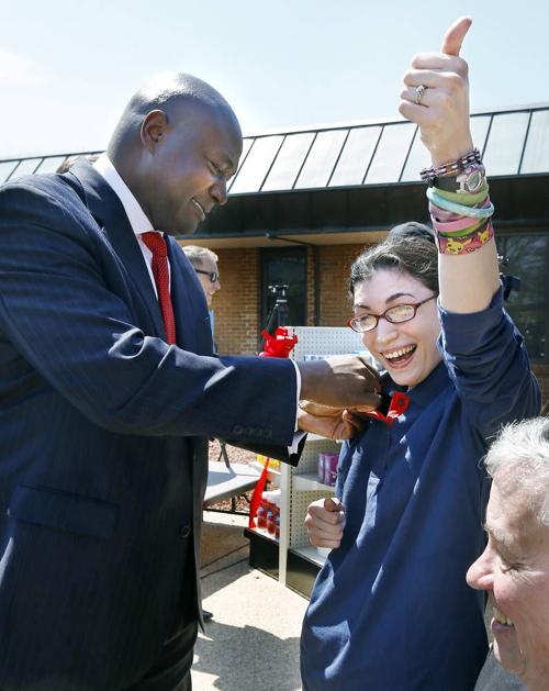 va cvs collaborate on training program for young adults with