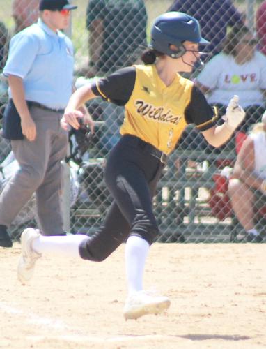 Harleigh Vogler 2 RBI double in third inning