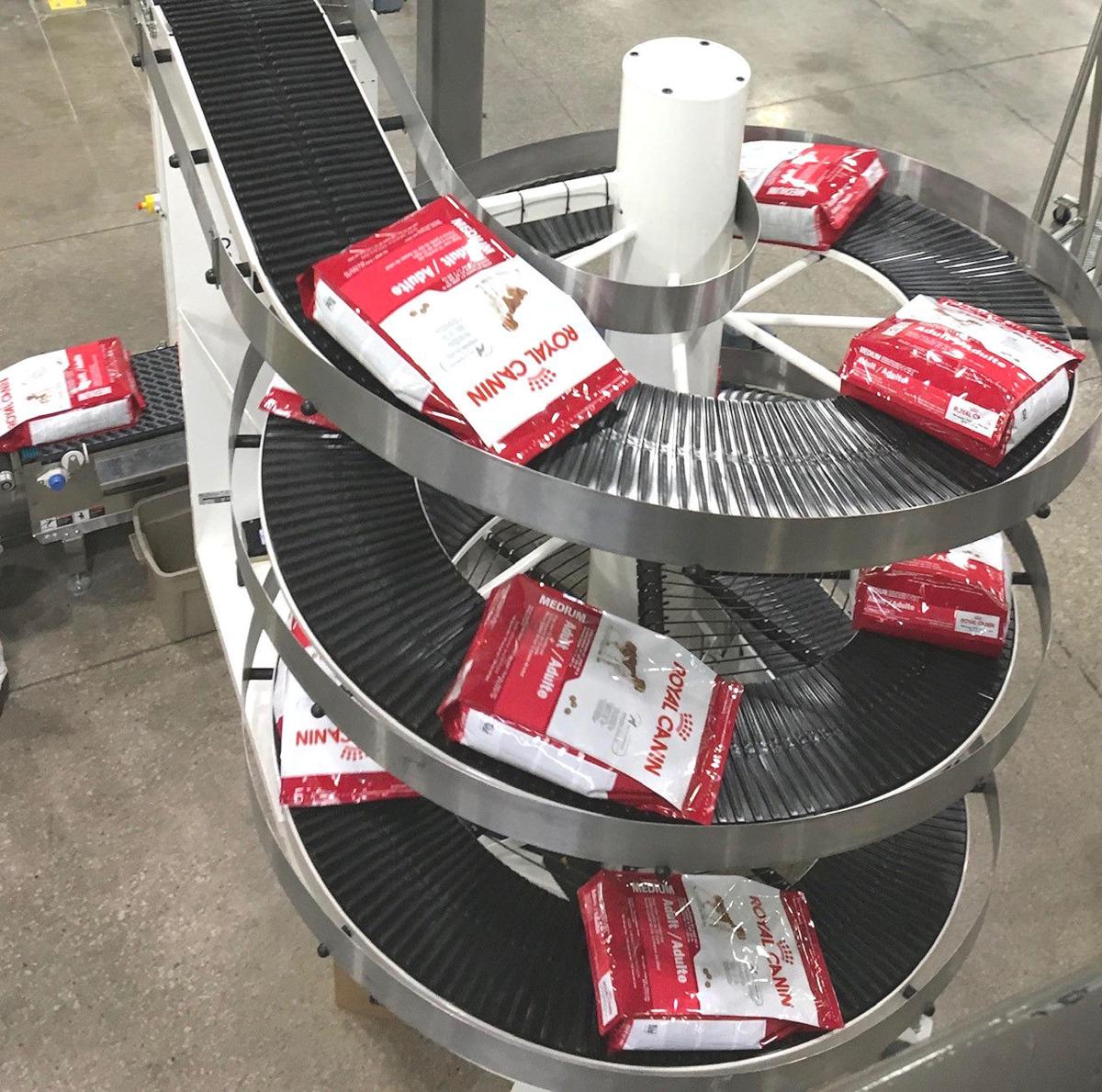 Gov. Pete Ricketts visits Royal Canin in Fremont Local News