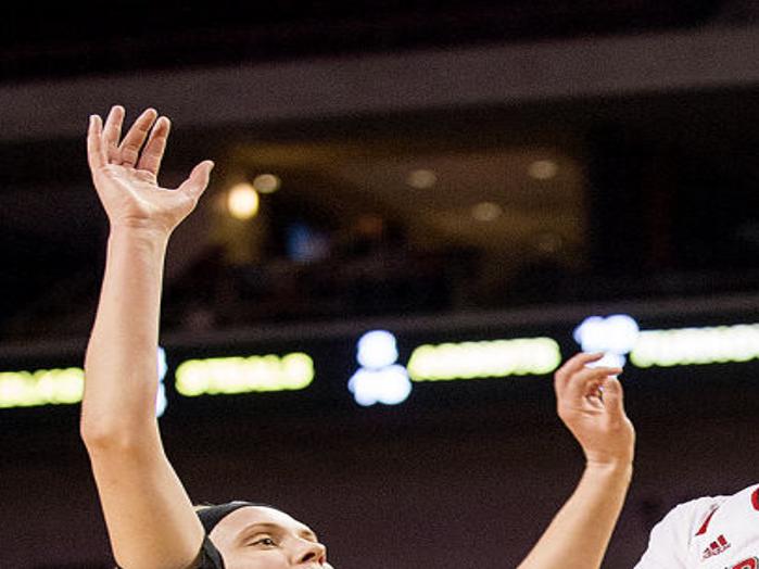 Huskers Shoot Past Minnesota Husker Sports Fremonttribune Com