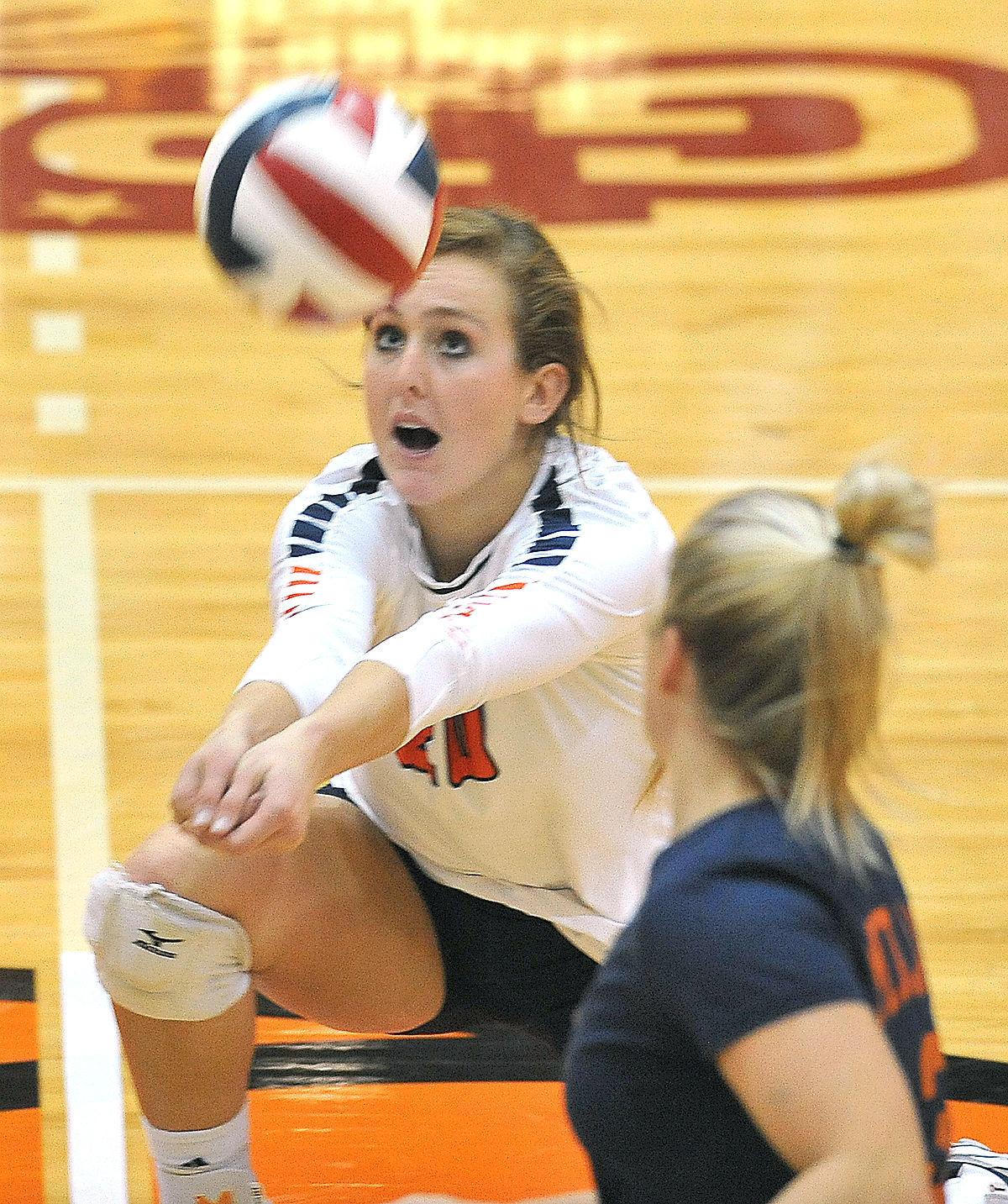 Photos: Midland volleyball vs. Saint Mary, 10.11.17