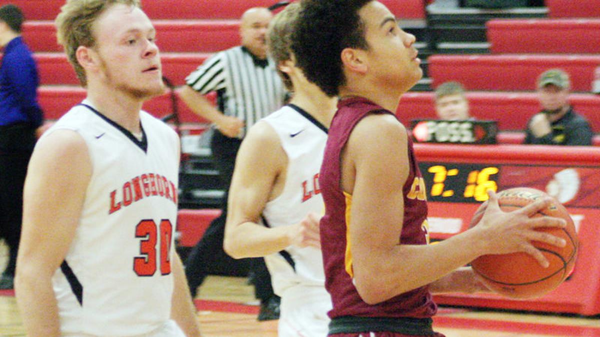 Lewis Takes Part In All Star Hoops Event Sports Fremonttribune Com