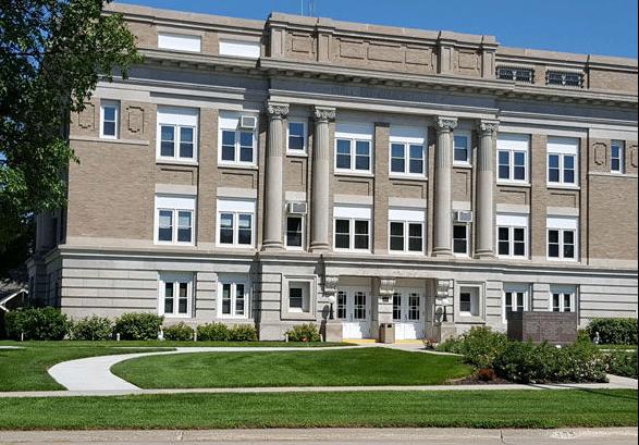 courthouse-2-web