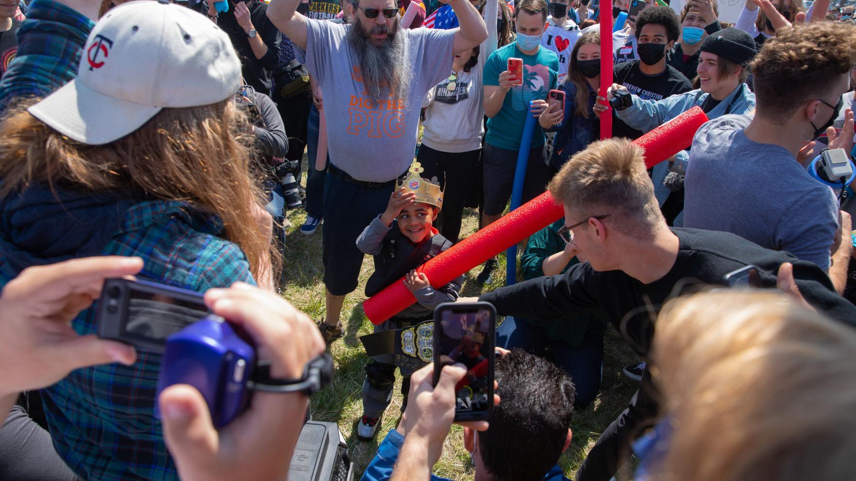 Watch Now: 'Little Josh' dubbed winner of the Battle of the Joshes in Lincoln; community also benefits from event - Vimarsana News
