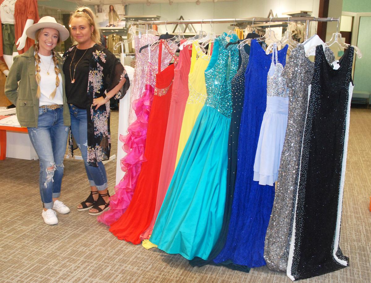 Maurices Gives 5 000 Donation To Fremont Health Foundation For