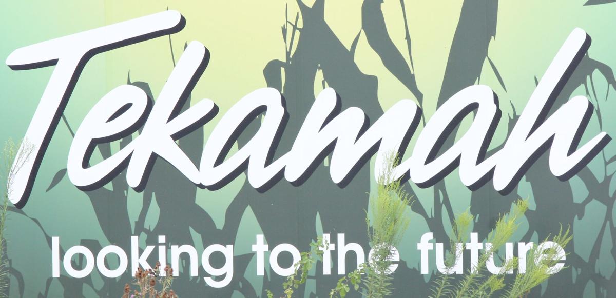 Tekamah sign