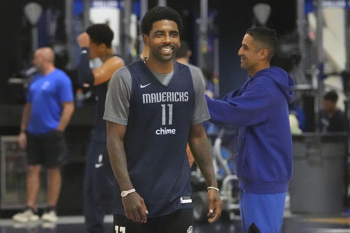 Mavs star Kyrie Irving shares beautiful message after signing 5