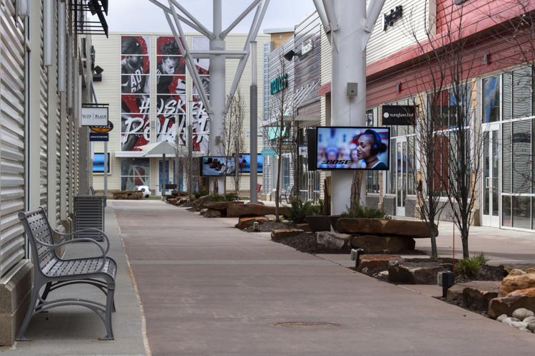 cadena Sabueso Condicional Gretna outlet mall to reopen next week