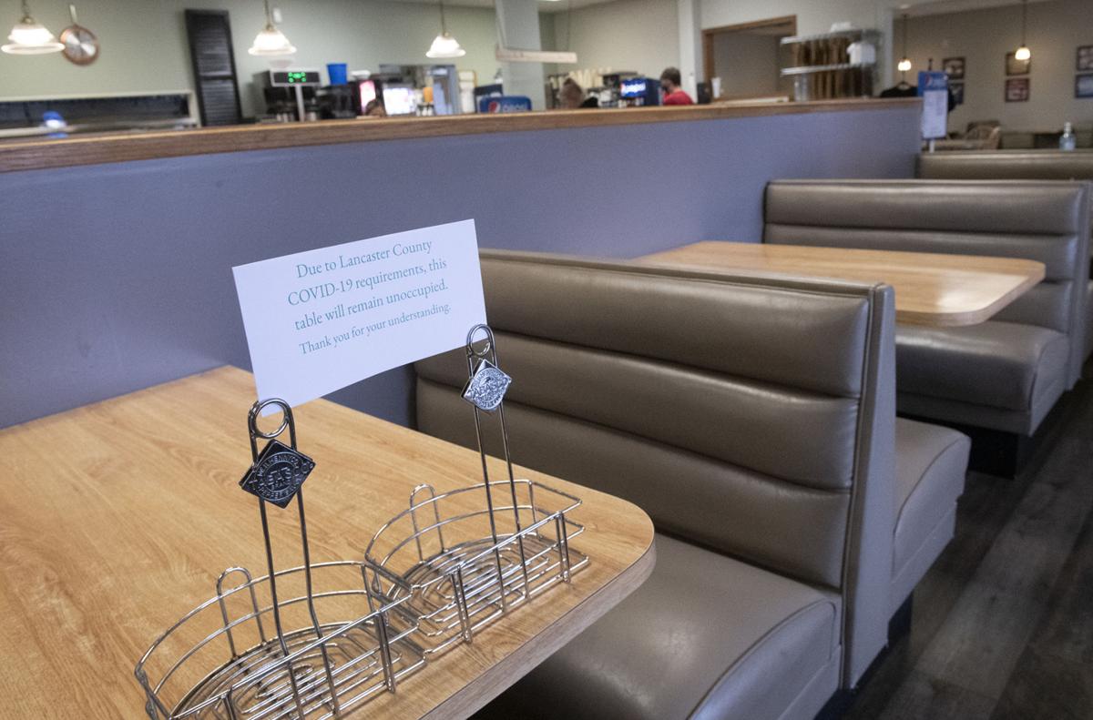 Dining Out Literally Expanded As Mayor Gives Lincoln Restaurants More Flexibility Government And Politics Fremonttribune Com