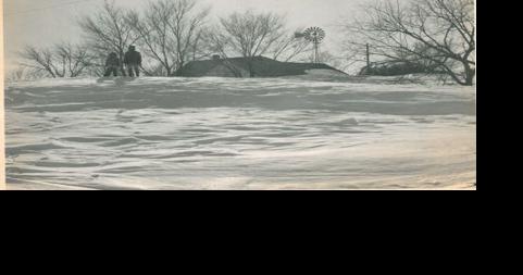 PhotoFiles: Nebraskans tough it out during snowstorms through the years - Vimarsana News